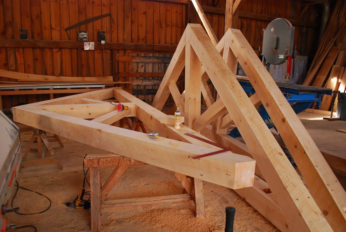 Structural Pine truss with concealed connectors